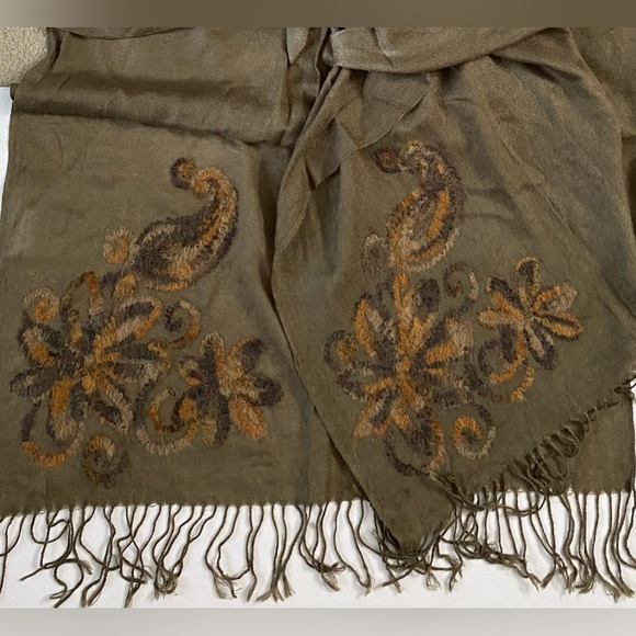 Coldwater Creek Wool blend Embroidered Wrap Dark Olive Green Fringe trim - Picture 3 of 11